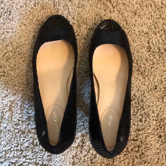 Calvin Klein Black Leather Peep-toe High Heels - Picture 5 of 12